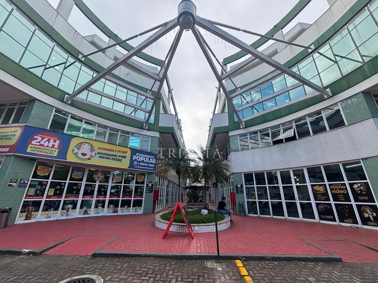 área-externa-sala-comercial-25m²-global-7000-offices-jacarepagua