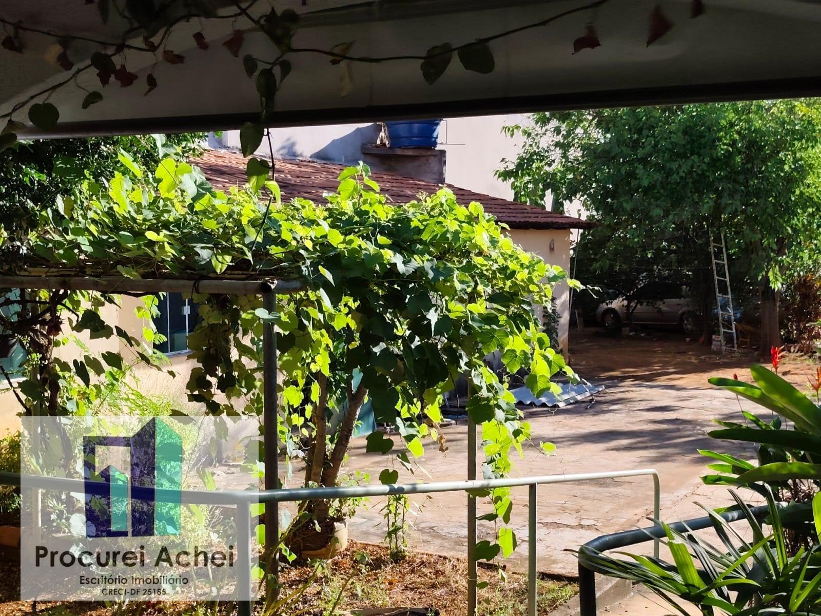 Casa à venda com 4 quartos, 2 suítes, 5 vagas e 500m² no Setor Tradicional Planaltina Df, Planaltina (DF) — foto 17 de 27