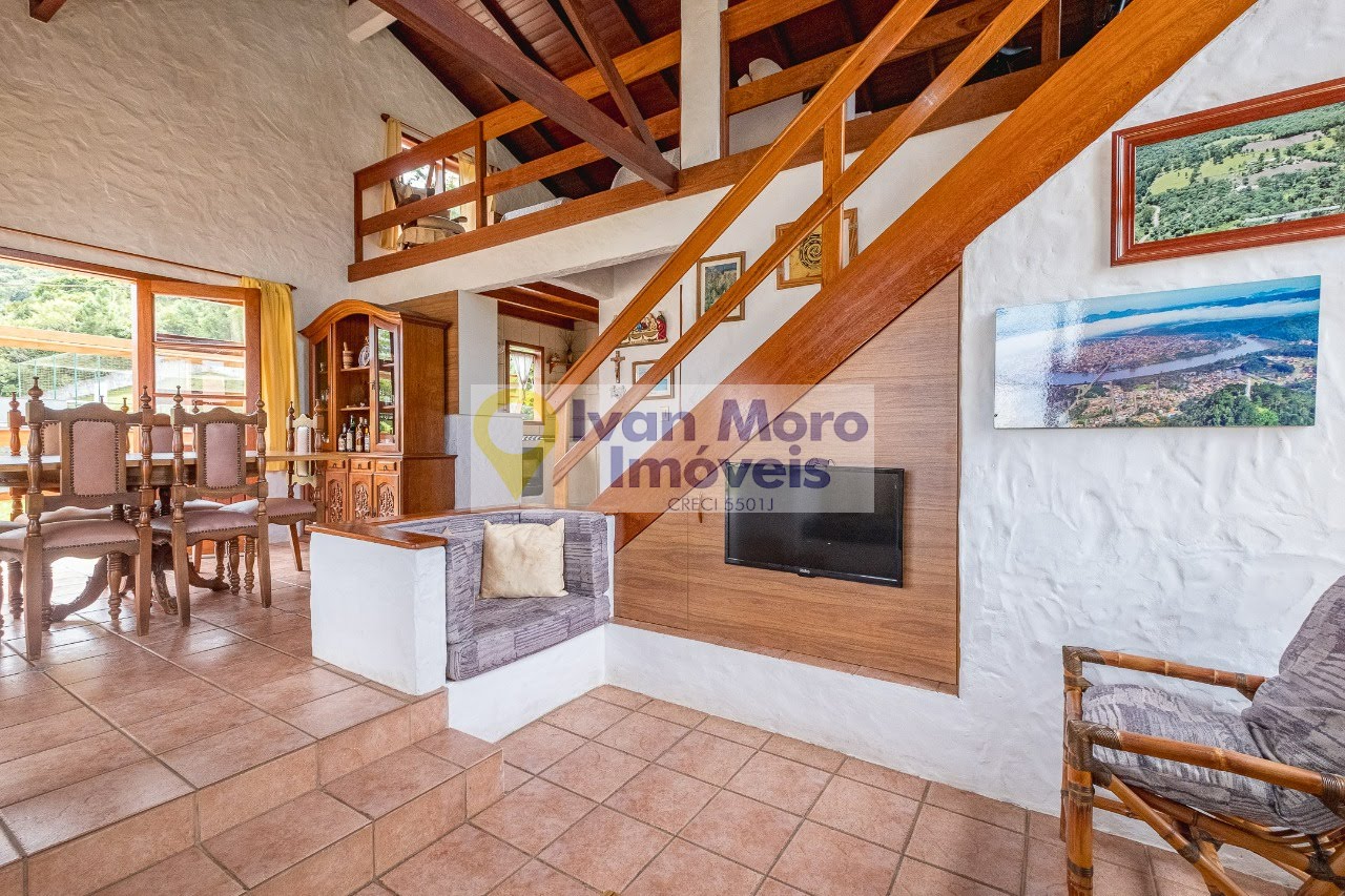 Casa à venda com 5 quartos, 2 suítes, 4 vagas e 465m² no Cachoeira do Bom Jesus, Florianópolis (SC) — foto 9 de 30