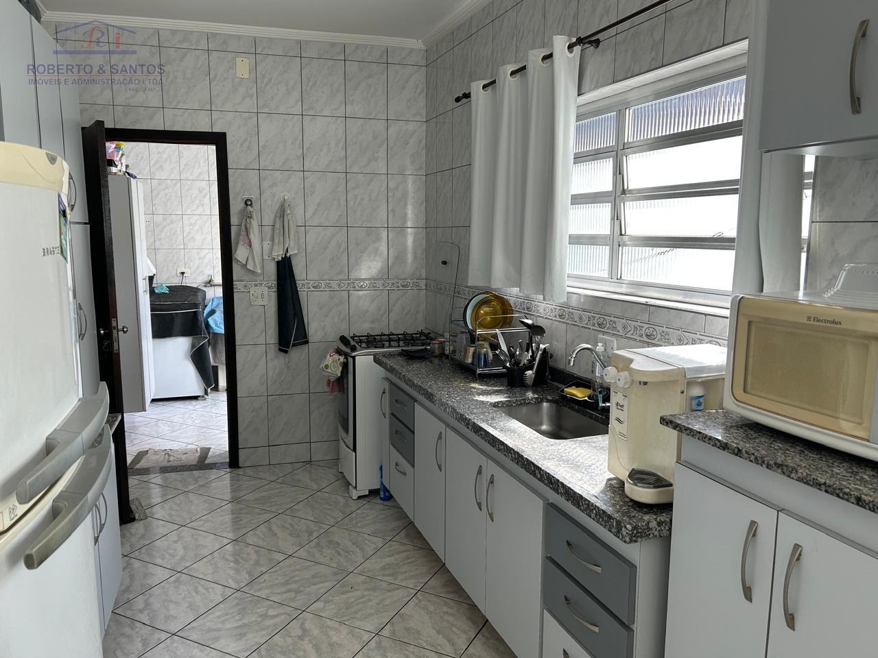 Cozinha outra vista