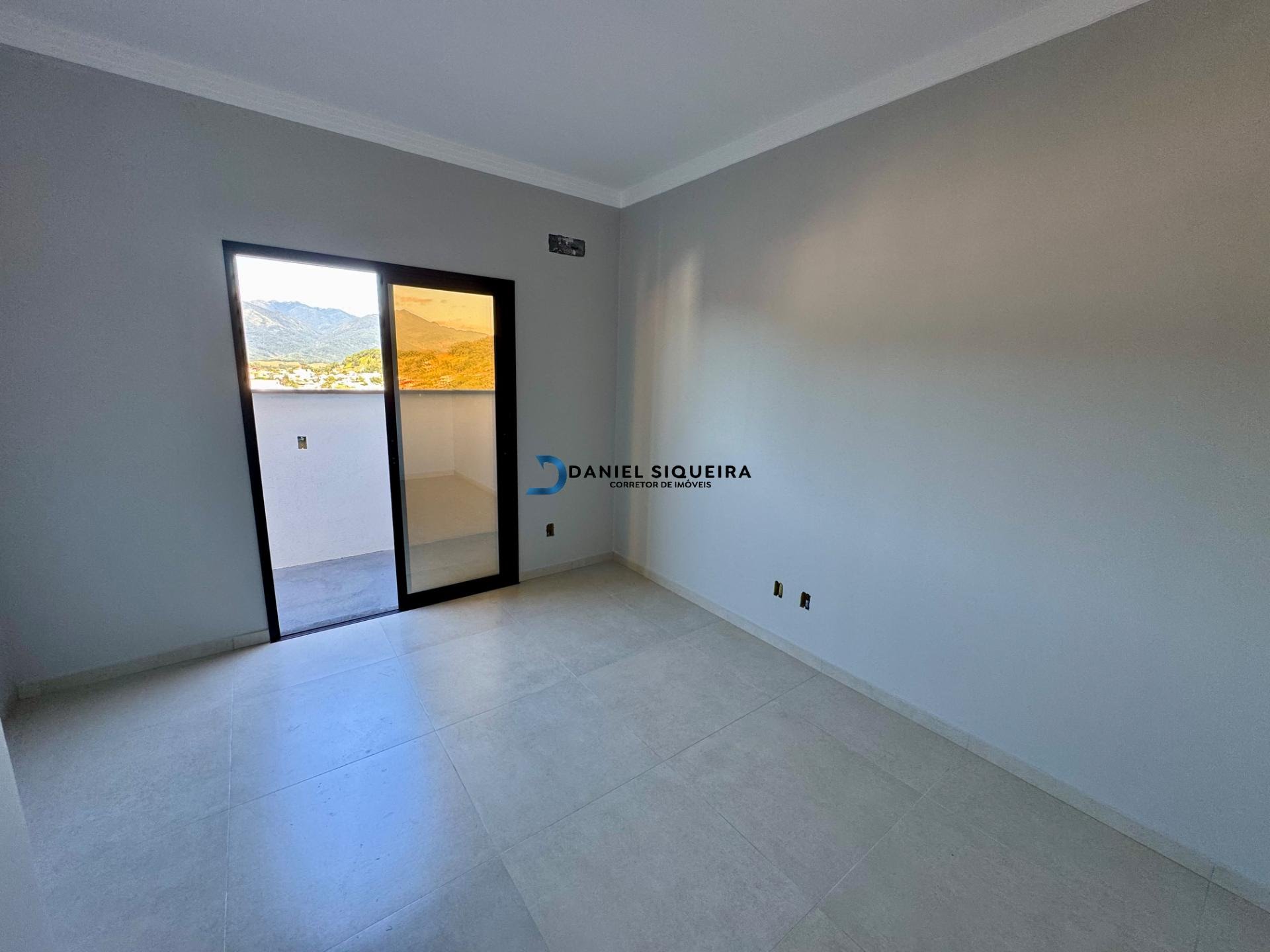 Casa à venda com 3 quartos, 3 suítes, 2 vagas e 90m² no Alto Aririu, Palhoça (SC) — foto 18 de 22