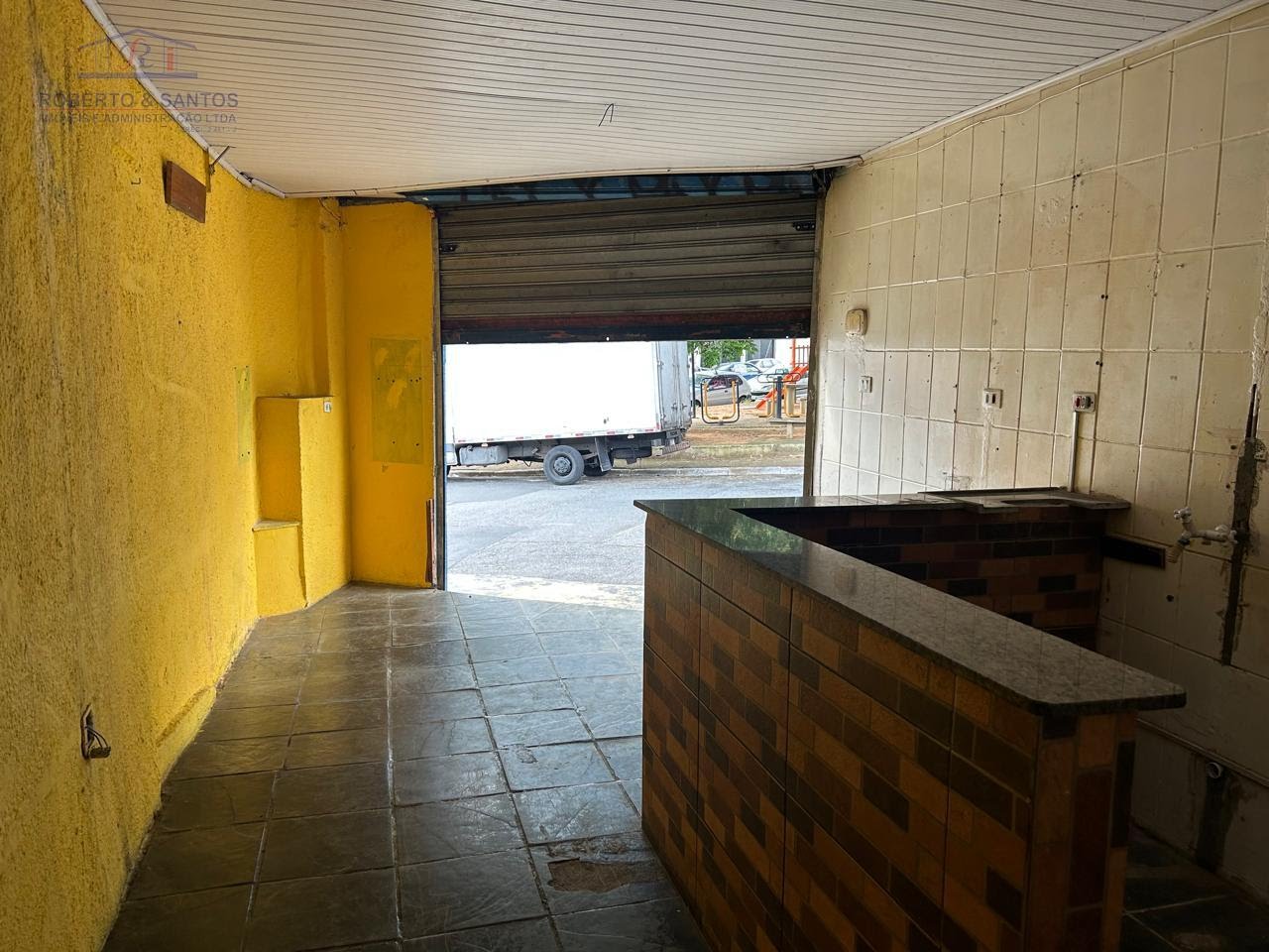 Vista interna do salão