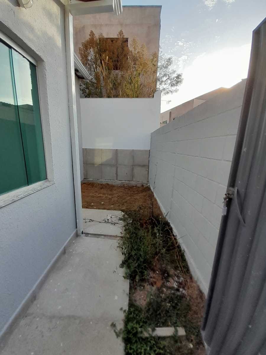 Casa à venda com 2 quartos, 1 banheiro, 1 vaga e 48m² no Novo Centro, Santa Luzia (MG) — foto 21 de 22
