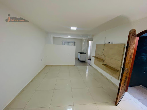 Casa para Locação em Parque Continental III, Guarulhos | 1 Dormitório e 1 Banheiro