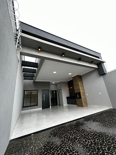 Casa 03 Dorm. em Setor Pausanes  -  Rio Verde