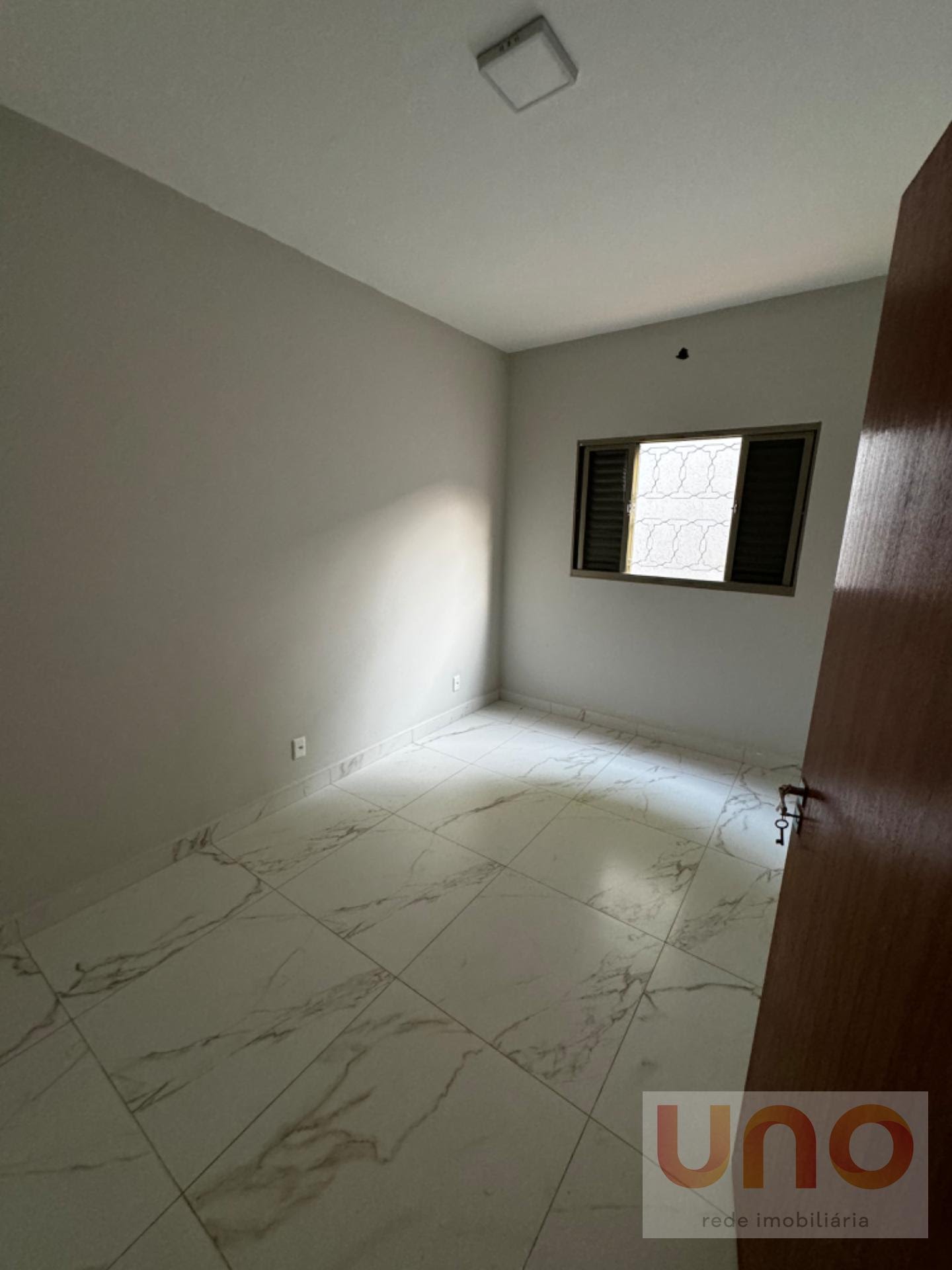 Casa à venda com 3 quartos, 1 suíte, 2 vagas e 180m² no Monte Castelo, Campo Grande (MS) — foto 7 de 9