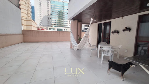 Apartamento em Meia Praia  -  Itapema
