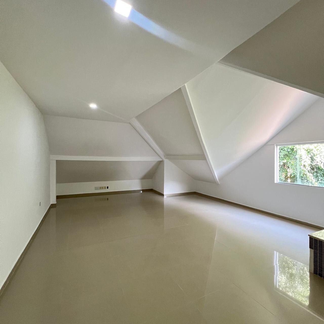 Casa para alugar com 3 quartos, 3 suítes, 1 vaga e 180m² no Vargem Grande, Rio de Janeiro (RJ) — foto 20 de 24