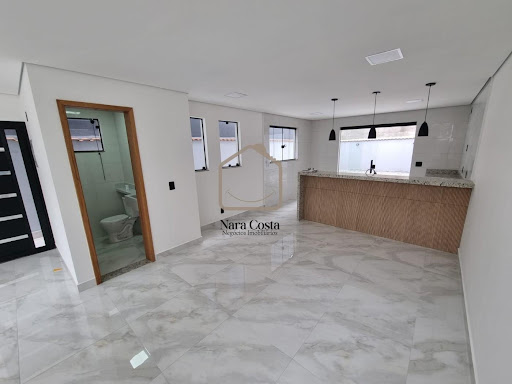 Casa para Venda em Suzano / SP no bairro Jardim Quaresmeira 