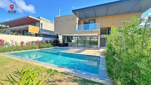 Casa  alto padrão a 150 metros do mar Jurerê Internacional