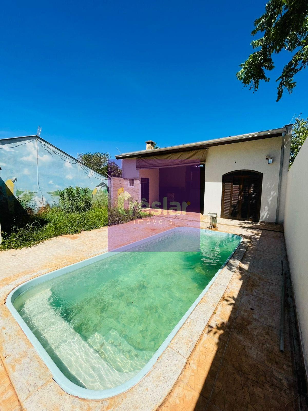 Casa à venda com 5 quartos, 3 banheiros, 2 vagas e 170m² no Jardim Alvorada, Três Lagoas — foto principal