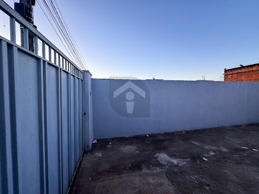 Casa à venda em Jardim Eunice, Alfenas | 3 dorms, suíte