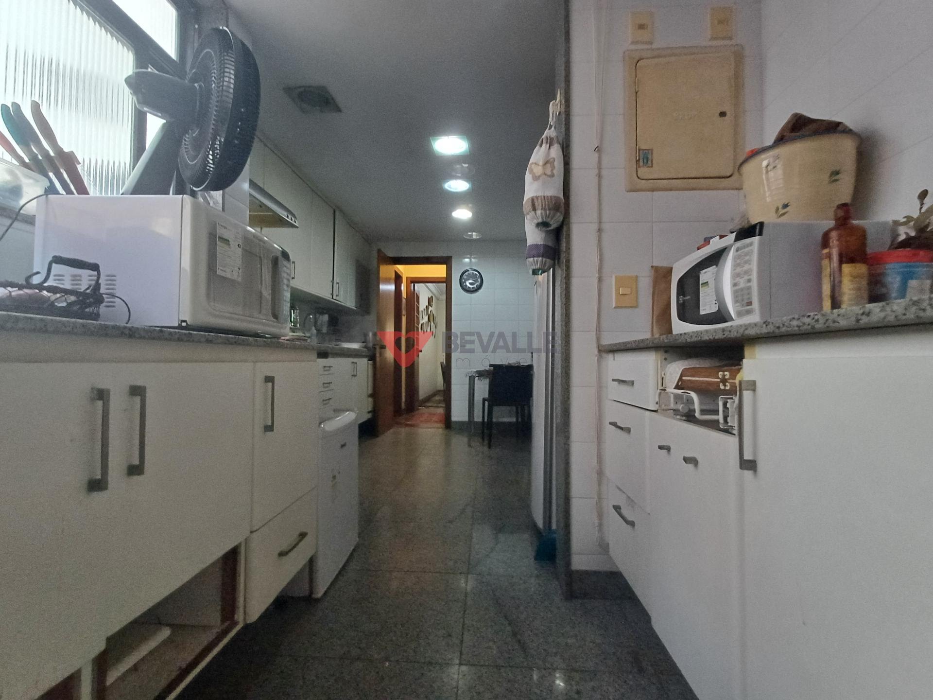 Apartamento à venda com 3 quartos, 1 suíte, 2 vagas e 150m² no Leblon, Rio de Janeiro (RJ) — foto 28 de 30