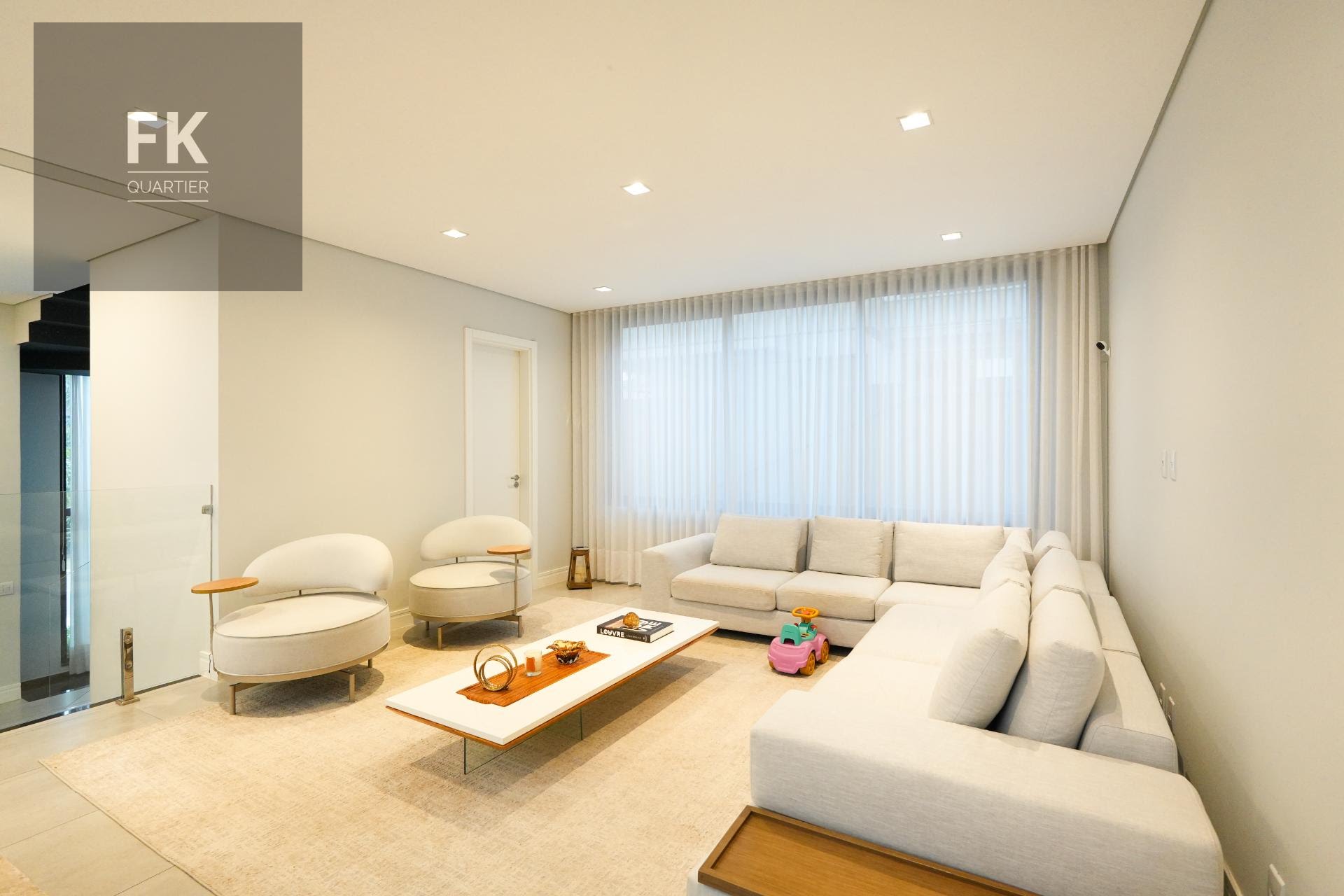 Casa à venda com 4 quartos, 4 suítes, 4 vagas e 454m² no Alphaville, Santana de Parnaíba (SP) — foto 12 de 30
