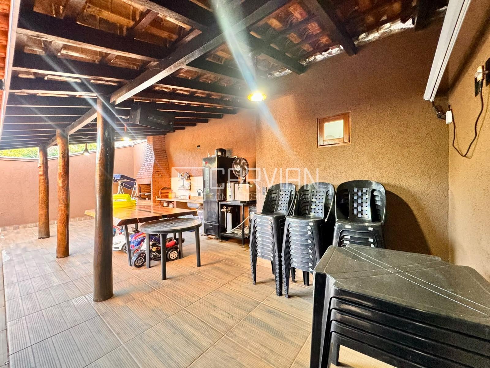Casa à venda com 4 quartos, 1 suíte, 2 vagas e 280m² no Residencial Florida, Ribeirão Preto (SP) — foto 10 de 30