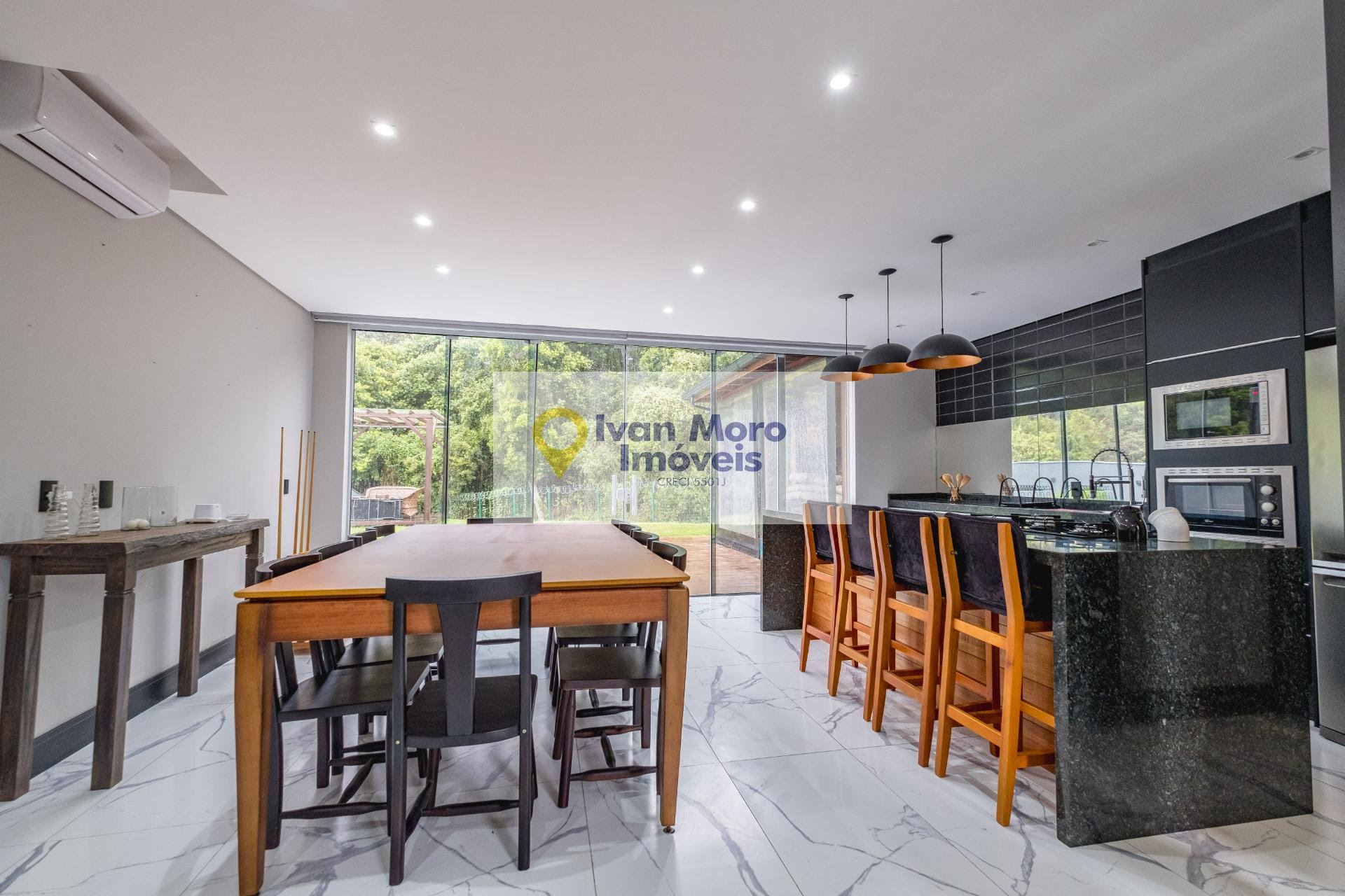 Casa à venda com 4 quartos, 4 suítes, 4 vagas e 300m² no São João do Rio Vermelho, Florianópolis (SC) — foto 10 de 30
