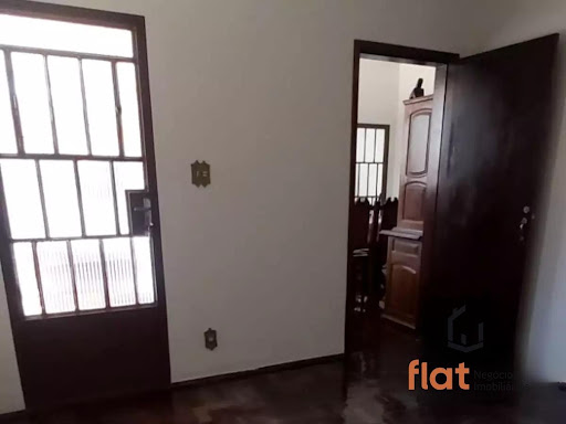 Casa à Venda no Centro de Pará de Minas, 4 Quartos, 170m²