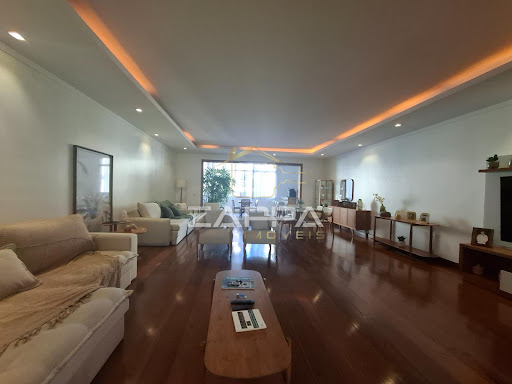Apartamento à venda em Copacabana, 272m², 3 quartos, 2 suítes, 5 banheiros por R$2.300.000. Confira!