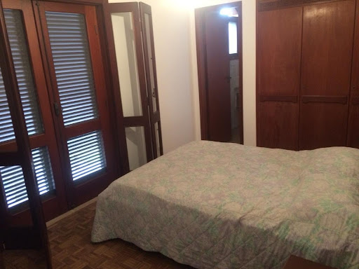Sítio em Atibaia: 300m² para Venda e Locação de Temporada