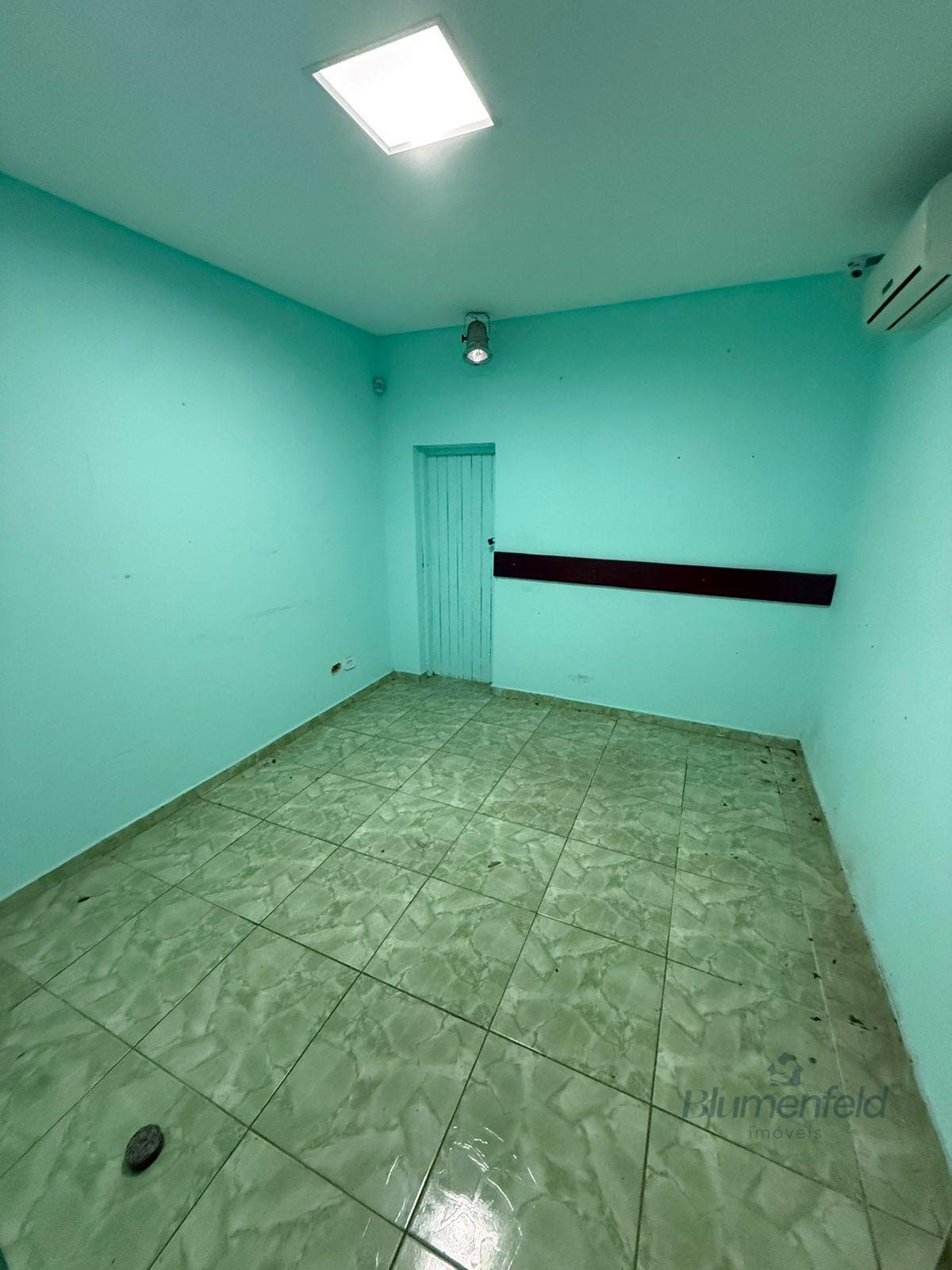 Comercial para alugar com 1 banheiro e 85m² no Centro, Arujá (SP) — foto 4 de 7