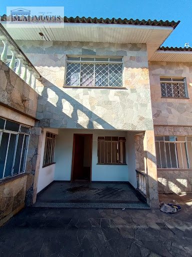 Sobrado 3 quartos a venda com amplo terreno 360m2  em Sítio Cercado  -  Curitiba