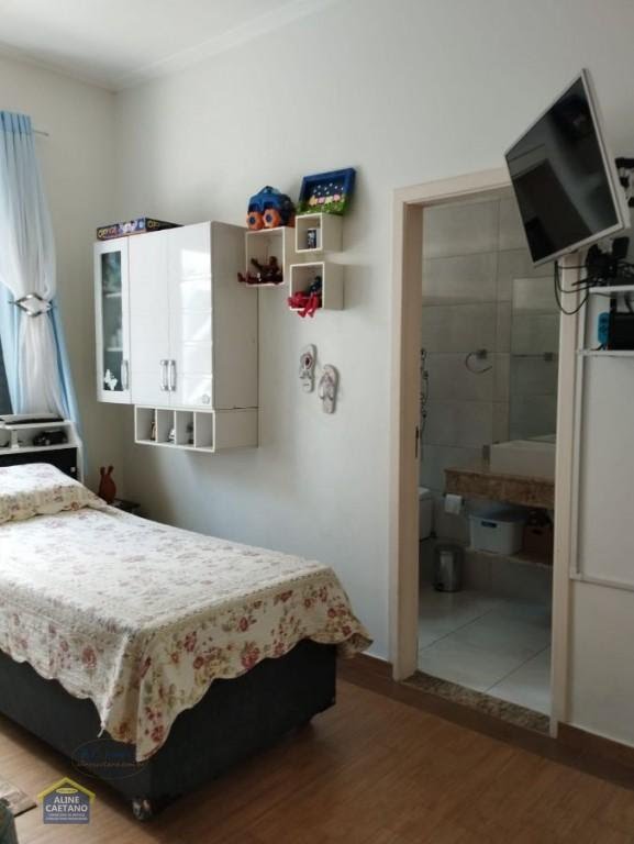 Casa à venda com 3 quartos, 3 suítes, 4 vagas e 171m² no Balneario Flórida, Praia Grande (SP) — foto 9 de 30