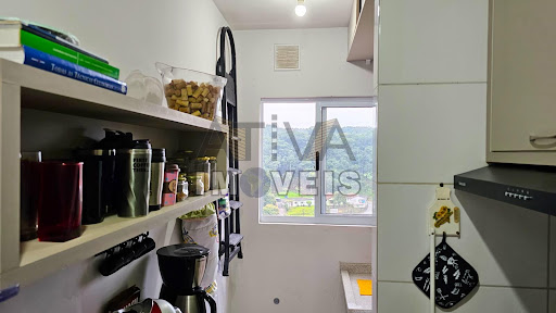 Cozinha e área de serviço