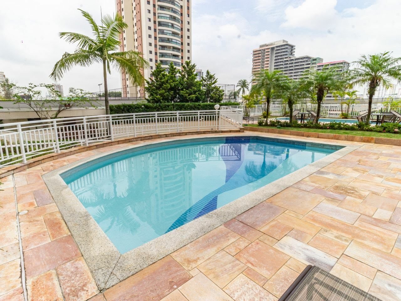 Apartamento à venda com 3 quartos, 3 suítes, 4 vagas e 145m² no Jardim Analia Franco, São Paulo (SP) — foto 4 de 29
