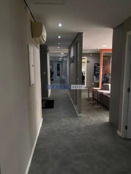 Comercial à venda com 6 banheiros, 4 vagas e 519m² no Centro, Curitiba (PR) — foto 18 de 28