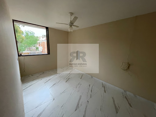 Casa em Beira Rio  -  Cataguases