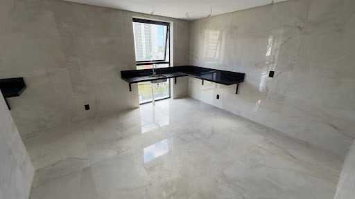 Apartamento à venda com 4 quartos, 4 suítes, 3 vagas e 258m² no Casa Forte, Recife (PE) — foto 23 de 24