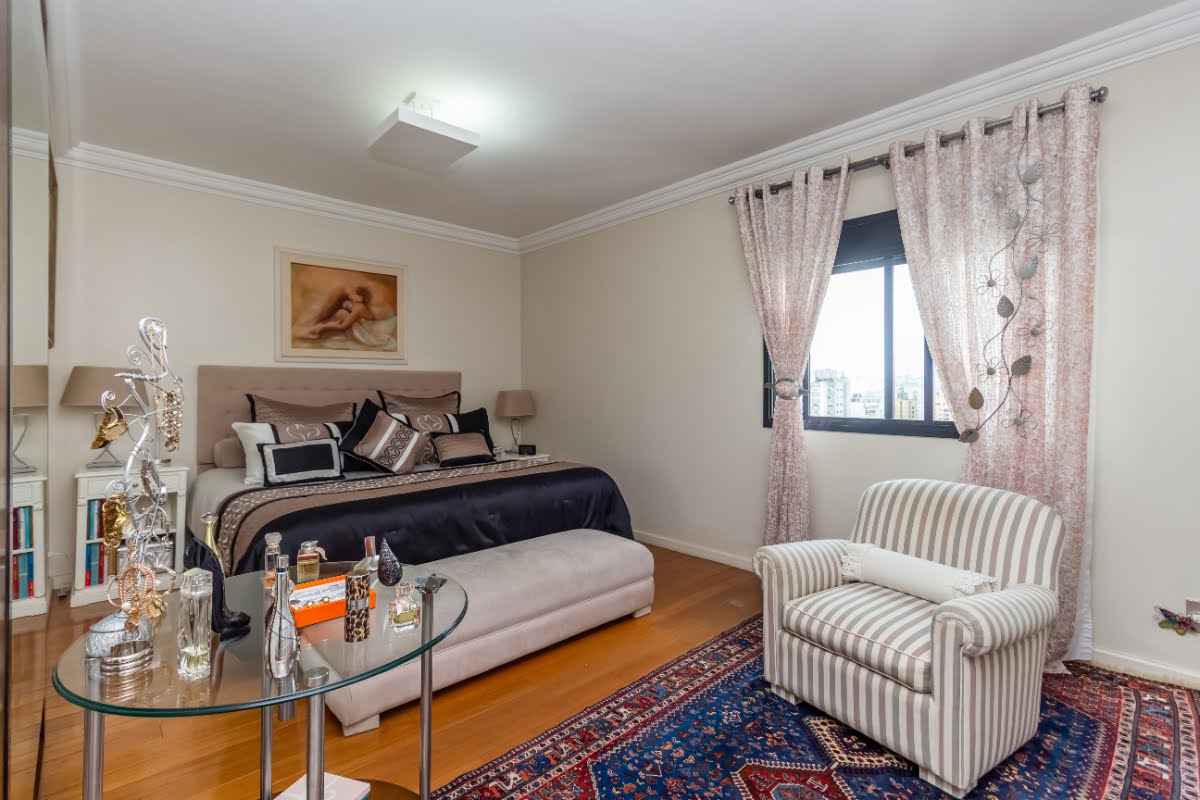 Apartamento para alugar com 4 quartos, 4 suítes, 3 vagas e 198m² no Indianópolis, São Paulo (SP) — foto 18 de 30