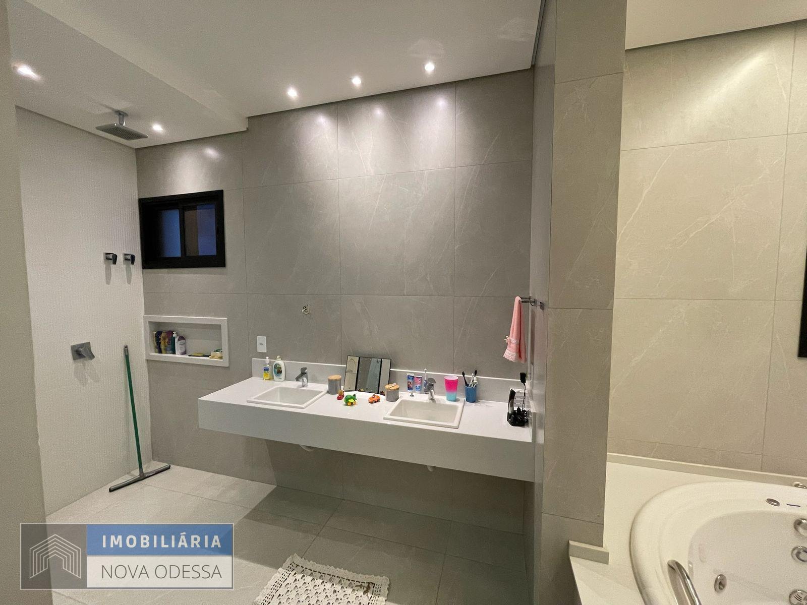 Casa à venda com 3 quartos, 3 suítes, 4 vagas e 356m² no Estância Hípica, Nova Odessa (SP) — foto 13 de 16