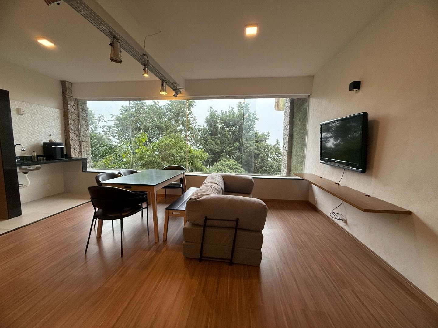 Casa à venda com 4 quartos, 5 banheiros, 1 vaga e 220m² no Golfe, Teresópolis (RJ) — foto 17 de 30