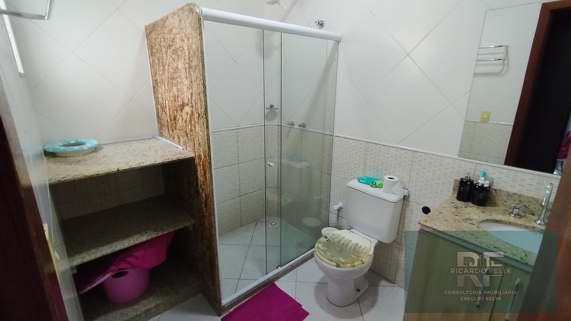 Casa à venda com 2 quartos, 2 suítes, 2 vagas e 130m² no Chácara Mariléa, Rio das Ostras (RJ) — foto 20 de 24