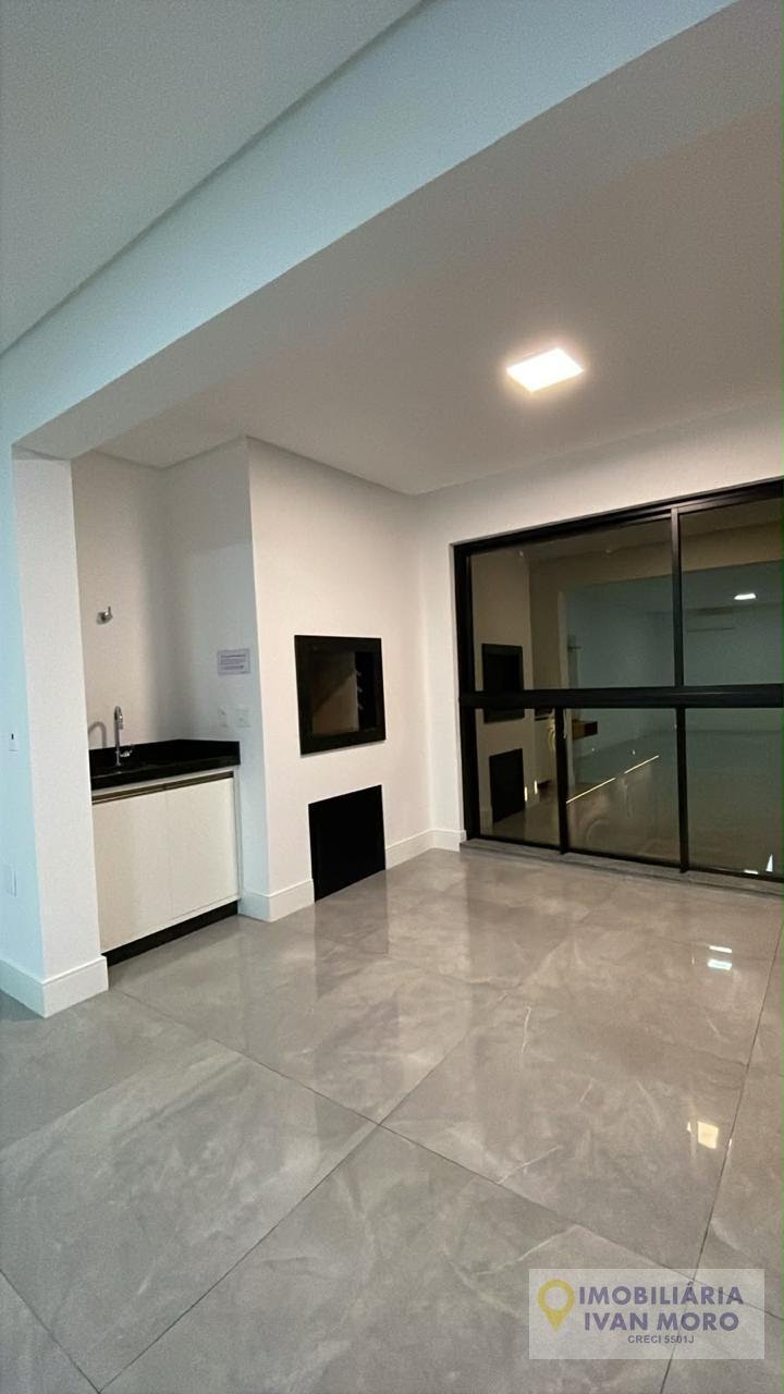 Apartamento para alugar com 4 quartos, 4 suítes, 3 vagas e 198m² no Meia Praia, Itapema (SC) — foto 6 de 30