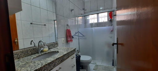 Casa À VENDA com 3 quartos sendo 1 suíte no bairro São Cristóvão II  -  Sete Lagoas