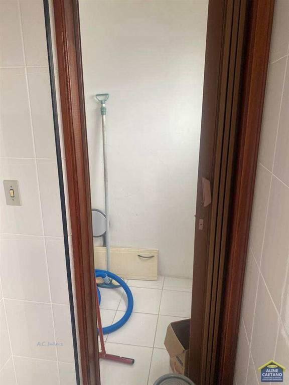 Cobertura à venda com 3 quartos, 3 suítes, 3 vagas e 200m² no Vila Tupi, Praia Grande (SP) — foto 22 de 29