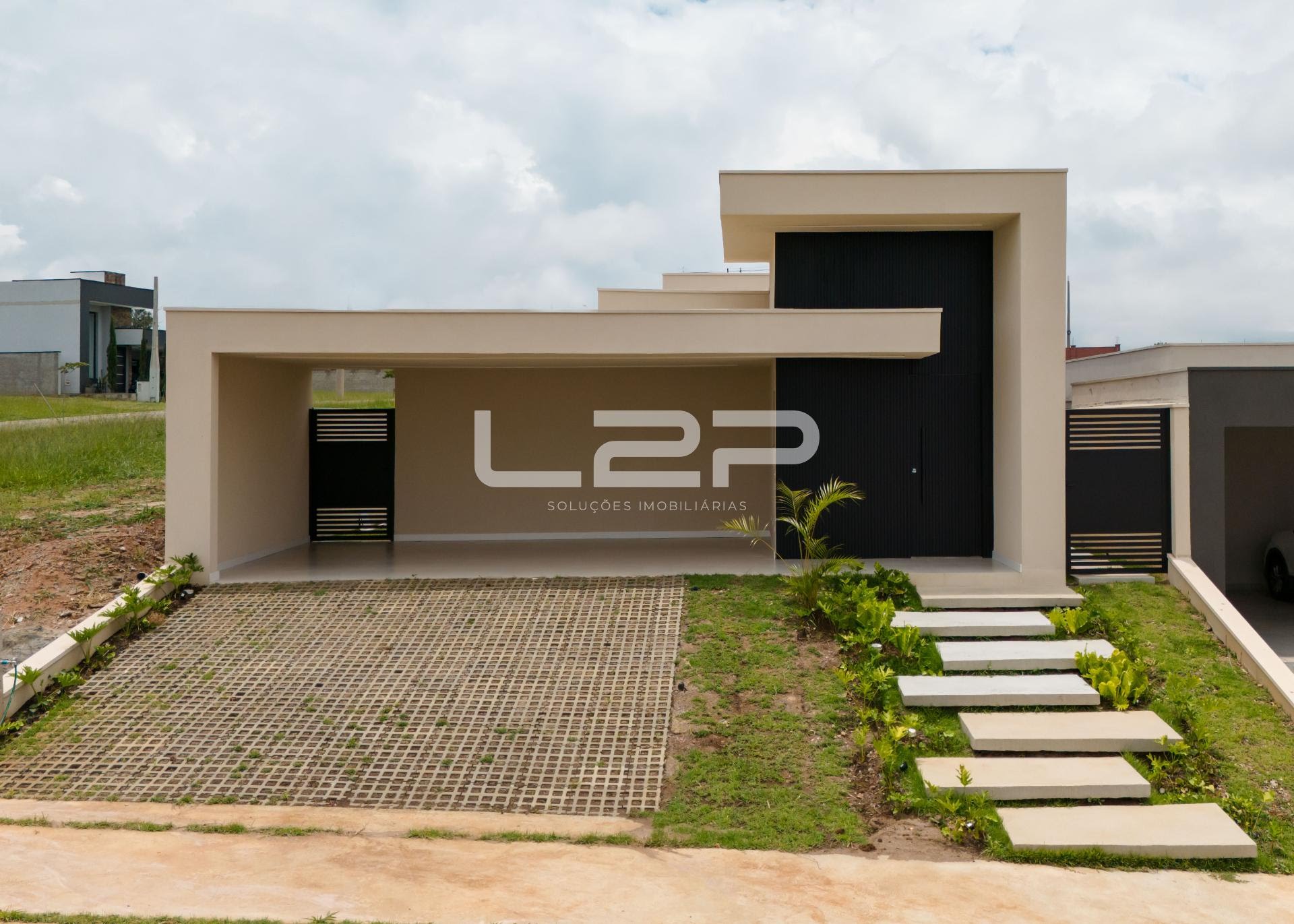 Casa à venda com 3 quartos, 2 banheiros, 4 vagas e 190m² no Villagio Azzure, Itupeva — foto principal