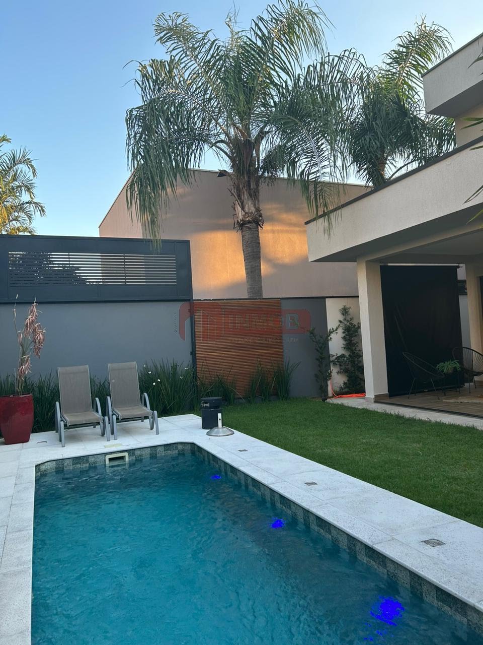 Casa à venda com 3 quartos, 3 suítes, 4 vagas e 230m² no Jardim das Nações, Taubaté (SP) — foto 27 de 29