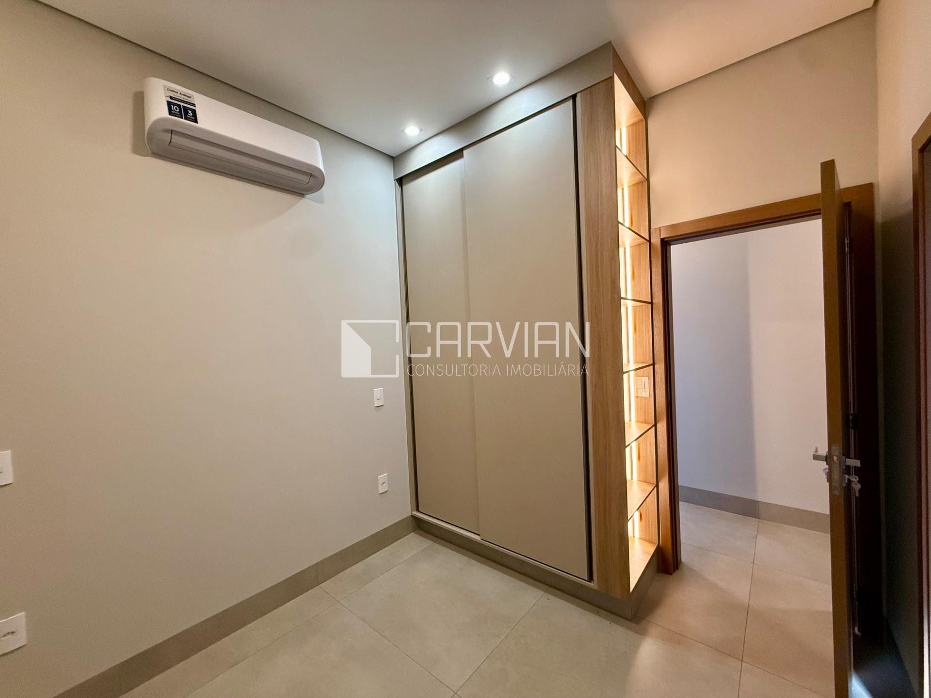 Casa à venda com 3 quartos, 3 suítes, 4 vagas e 201m² no Vila do Golf, Ribeirão Preto (SP) — foto 14 de 30