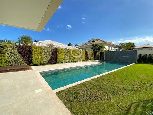 piscinaejardim1-condominiomalibu-trinitaimoveis..j
