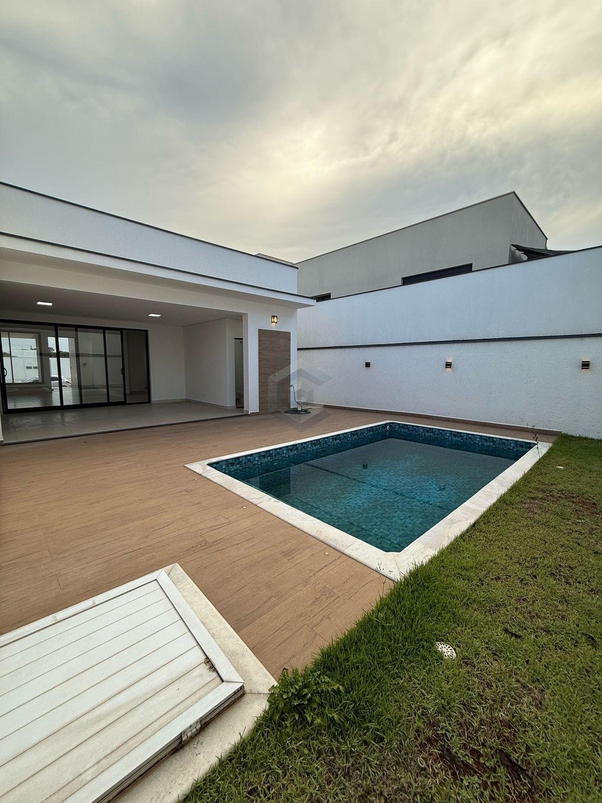 Casa à venda com 3 quartos, 3 suítes, 6 vagas e 248m² no Alphaville 3, Votorantim (SP) — foto 27 de 30