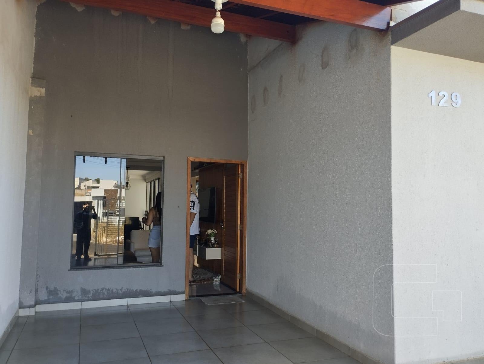 Casa à venda com 3 quartos, 2 banheiros, 1 vaga e 120m² no Centro, Jandaia do Sul (PR) — foto 2 de 13
