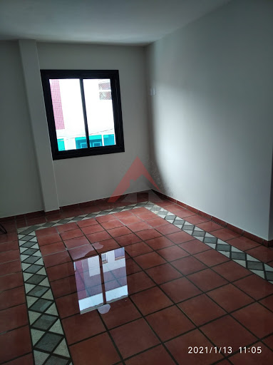 Sala Comercial no Centro de  Extrema