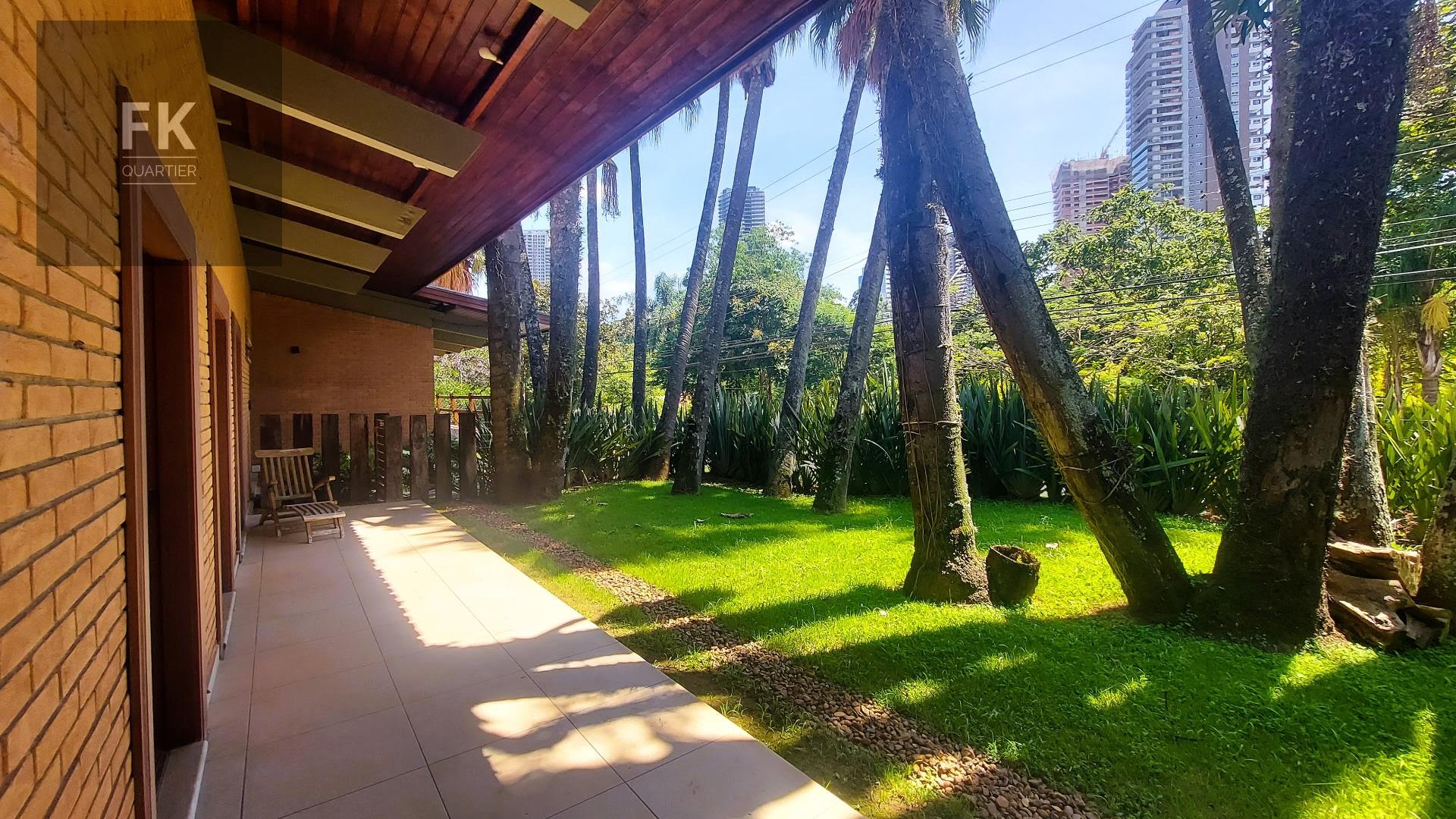 Casa à venda com 4 quartos, 3 suítes, 4 vagas e 509m² no Alphaville Residencial Dois, Barueri (SP) — foto 27 de 30