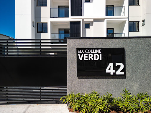 Apartamento em Bairro Rio Pequeno  -  Camboriú