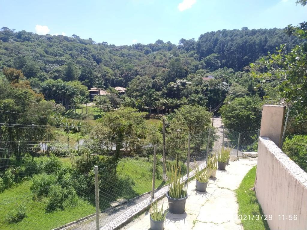 Casa à venda com 4 quartos, 4 suítes, 3 vagas e 435m² no Arujázinho I, II e III, Arujá (SP) — foto 2 de 30