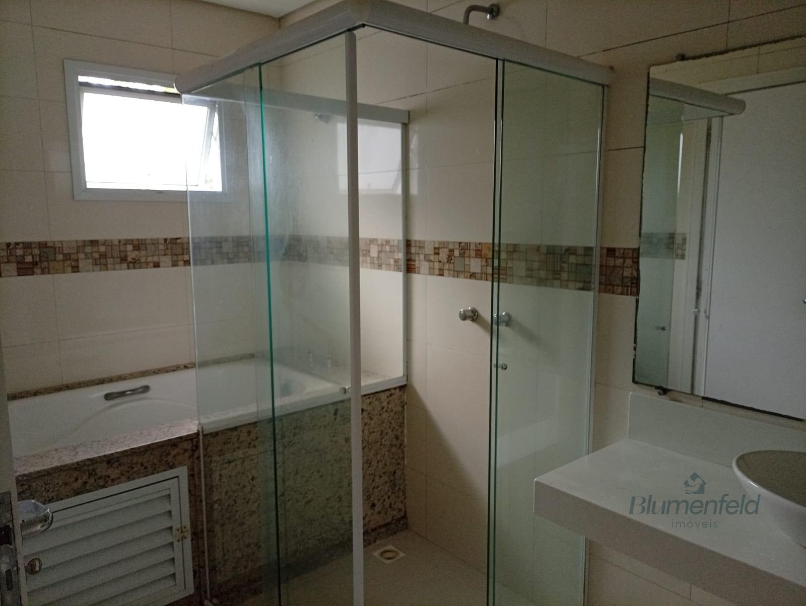 Casa à venda com 4 quartos, 4 suítes, 3 vagas e 311m² no Condominio Arujazinho V, Arujá (SP) — foto 23 de 30