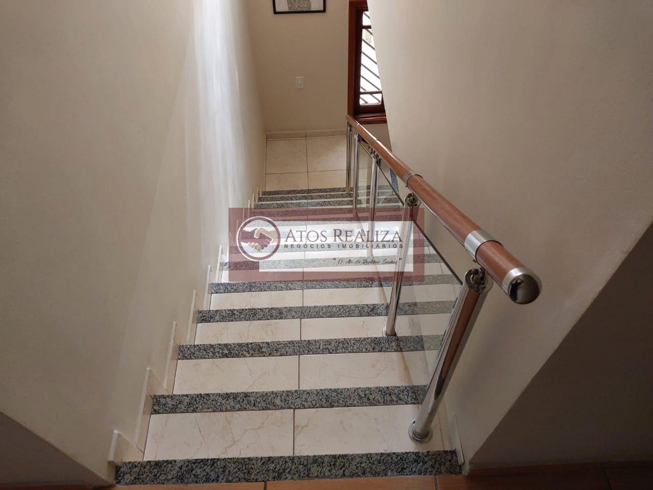 Casa à venda com 3 quartos, 1 suíte, 4 vagas e 358m² no Jardim Juá, São Paulo (SP) — foto 6 de 8